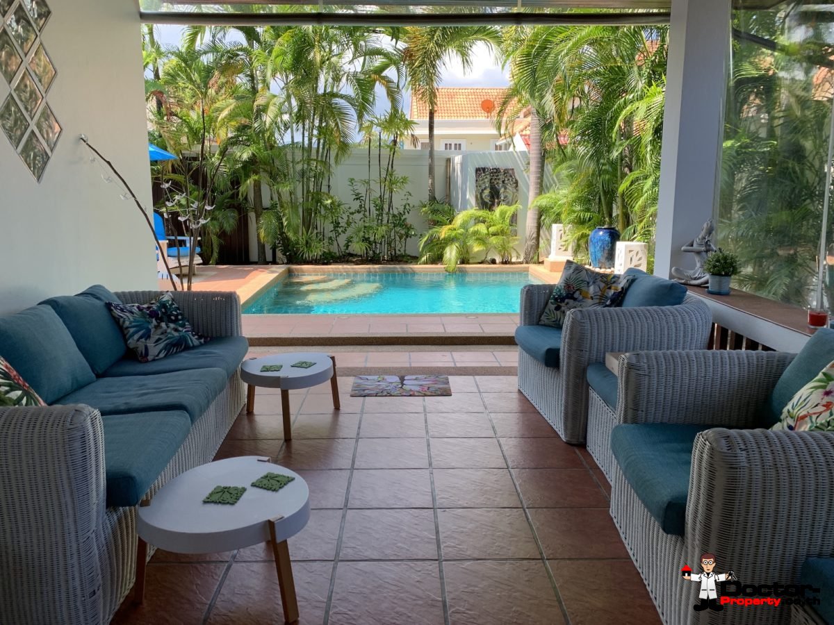 2 Bedroom House with A Pool - Bang Rak, Koh Samui - For Sale